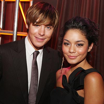 Zac Efron Pressured To Get Engaged To Vanessa Hudgens?