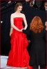 Anne-Hathaway-2011-Oscars