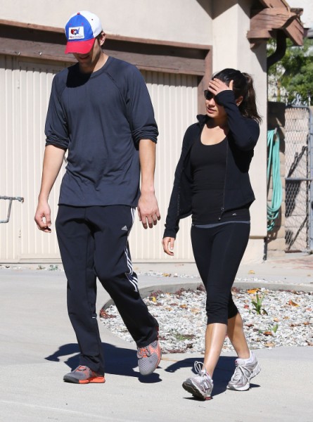 Mila Kunis' Friends Worried Ashton Kutcher Will Cheat On Her Like Demi Moore 0517