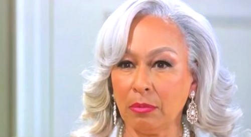 Beyond the Gates Spoilers Friday, November 21: Anita Warns Leslie & Eva, Martin’s Shocking News