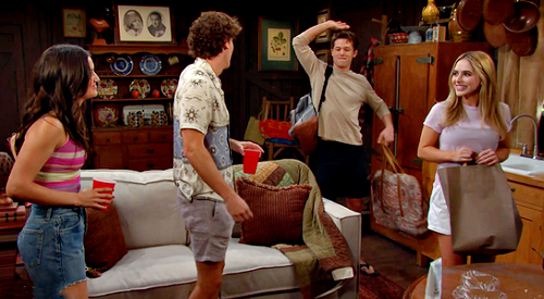 Days of Our Lives Spoilers Tuesday, June 16: Doomed Cabin Getaway, Emergency Advice and Angry Faceoff