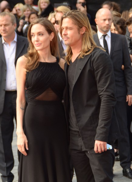 Brad Pitt Cheated With Angelina Jolie While Still Married To Jennifer Aniston - Finally Proof! 0619