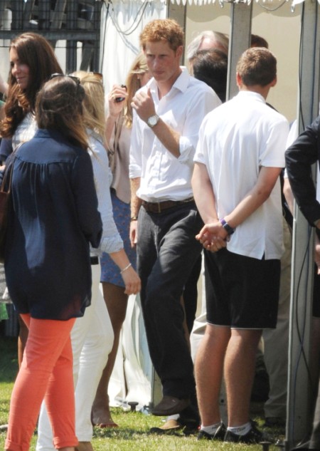 Kate Middleton Sweating And Barefoot Under The Olympic Pressure (Photos) 0726