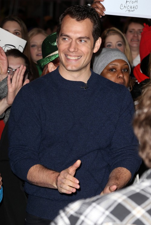 Henry Cavill Snuggles Up To Blonde Student Tara King As Sources Claim  They're Dating