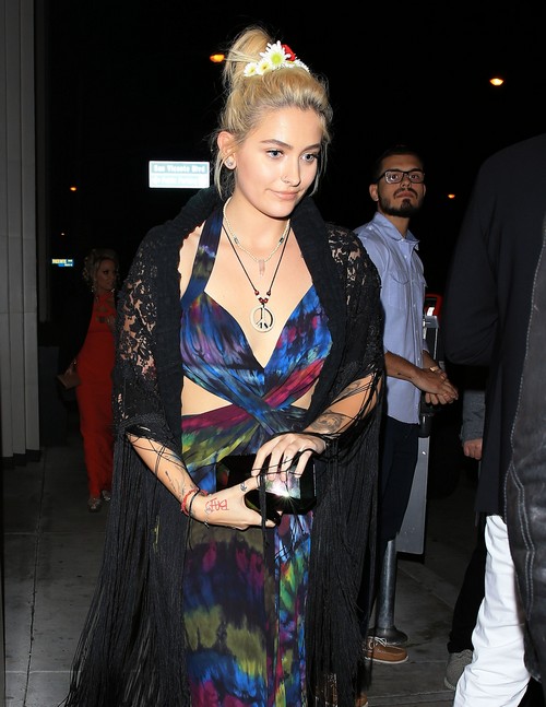 Paris Jackson Is Keeping Up With The Kardashians - Leaving Friends and Family Worried?