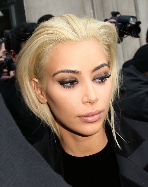 Kim Kardashian Divorce Bare Boobs And Dyed Platinum Blonde Hair
