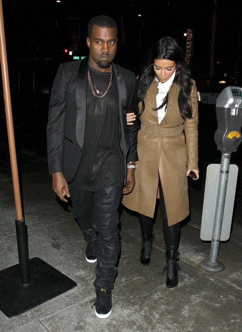 Pregnant Kim Kardashian Seen At OB-GYN Office With Kanye West - Report (Photos)