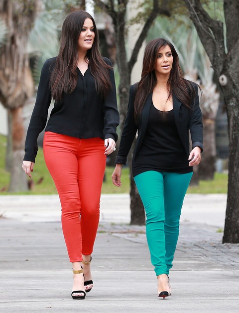 Kim Kardahsian and Khloe Kardashian-Odom Booty Call - Display Their Massive ASSets (Photos)
