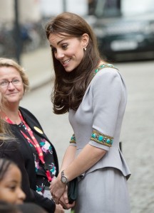 Kate Middleton Pregnant – Hiding Baby Bump During Second Honeymoon In ...