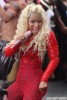 Does Nicki Minaj Look Like A Cheap Drag Queen? (Photos)