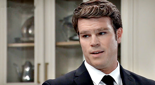 General Hospital Spoilers: Yuri Snaps Compromising Photo of Chase & Willow, Gives Tracy Infidelity Proof