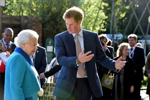 Queen Elizabeth Worried Prince Harry Abandoning Royal Duties For Girlfriend Meghan Markle