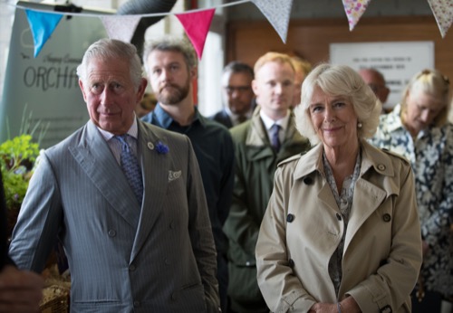 Prince Charles Annoyed: Brian Blessed Caught Flirting With Camilla Parker-Bowles