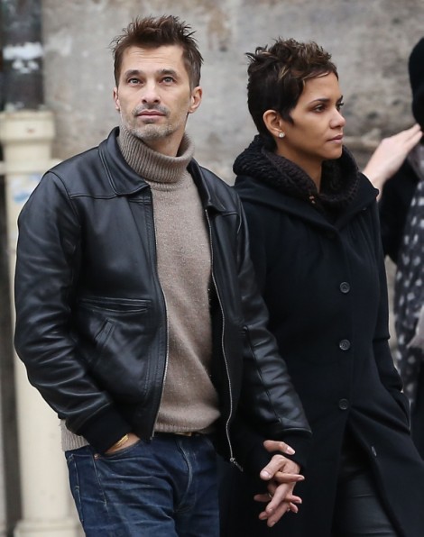 Halle Berry And Olivier Martinez Wedding: Rumors Escalate As Couple Looks At Churches 1224