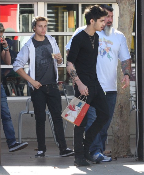 Zayn Malik Quitting One Direction Over Cheating Scandal - Report 0206