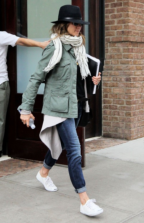 Jennifer Aniston Flirting With David Beckham – Jealous Justin Theroux Furious?