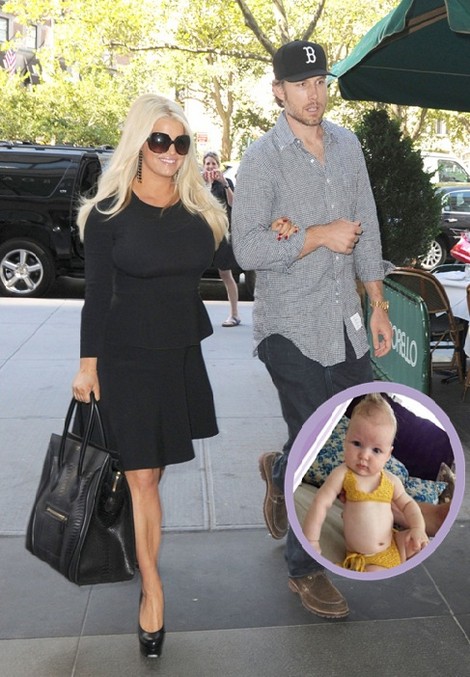 Jessica Simpson Pimps Out Her Daughter Maxwell Drew