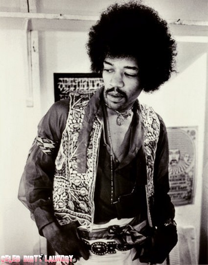 Jimi Hendrix Hated His Own Voice According To Ronnie Wood