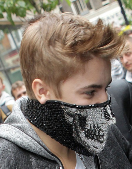 Justin Bieber Becomes Masked Crusader Justin Bieber Becomes Masked Crusader