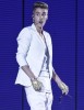Justin Bieber Banned From Vienna Nightclub For Groping Girls 0401
