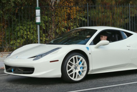 Justin Bieber Stringing Selena Gomez Along - One More Overnight Sex Date (Photos) 1204