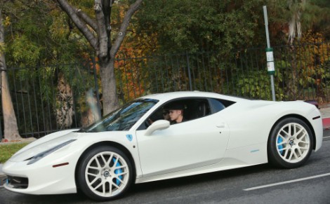 Justin Bieber Stringing Selena Gomez Along - One More Overnight Sex Date (Photos) 1204