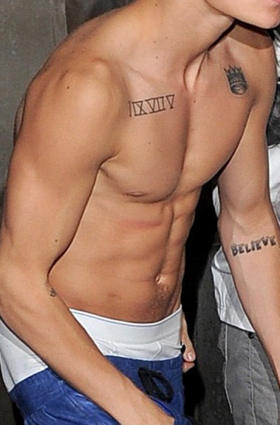 Justin Bieber Goes Shirtless In London In Response To Selena Gomez's Taunts? (Photos) 0301
