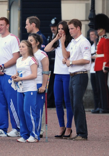 Kate Middleton Furious As Prince Harry Suggests Prince William Fight In Afghanistan (Video) 0124
