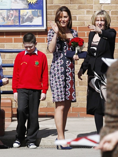 Kate Middleton Planning A C-Section - Too Posh To Push? 0524