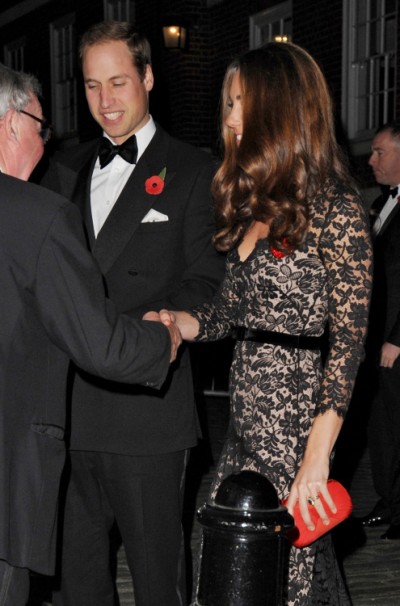 Kate Middleton Laughs Off First Near Nude Photos Of Course Blames Other People 1109 Celeb