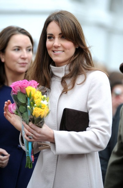 Is The Haircut A Distraction? More Signs Kate Middleton's Pregnant (Photos) 1130