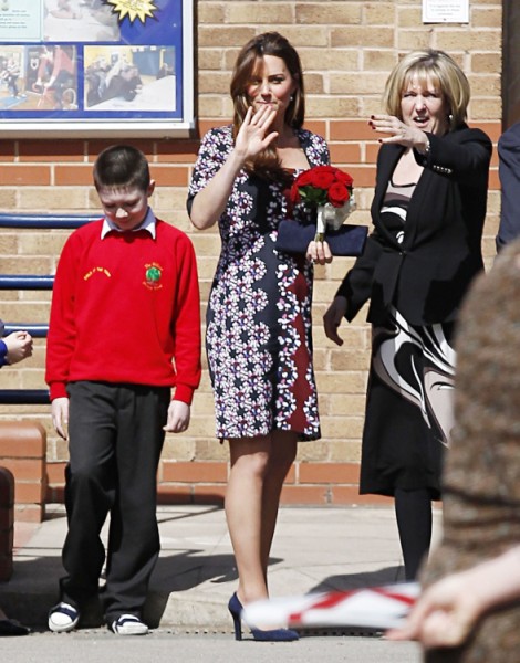 Kate Middleton Planning A C-Section - Too Posh To Push? 0524