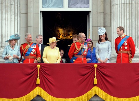 Queen Elizabeth Makes Kate Middleton The Next Queen of England - Camilla Parker-Bowles Suicidal