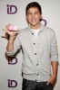 Twilight Star Kellan Lutz Hosts Debut Event for iD Gum -- New Gum For Teens from Stride Gum! (Photos)