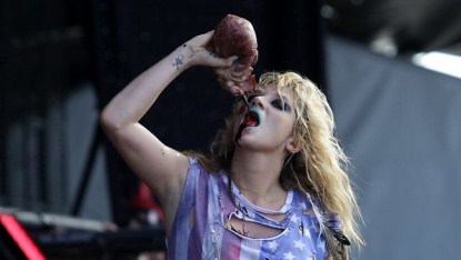 Ke$ha Pulls An Ozzy Osbourne Like Stunt At Her Concert 