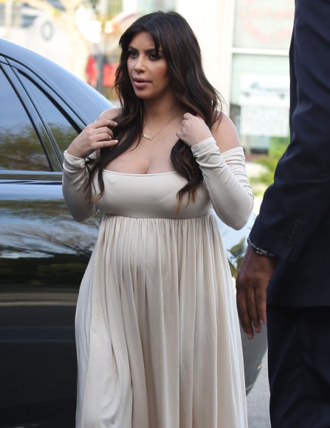 Kate Middleton Loves Kim Kardashian, Obsessed with Keeping Up With The Kardashians 0412