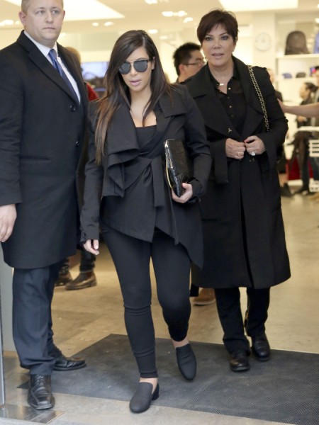Kim Kardashian Birth Complications Has Kris Jenner Terrified 0602
