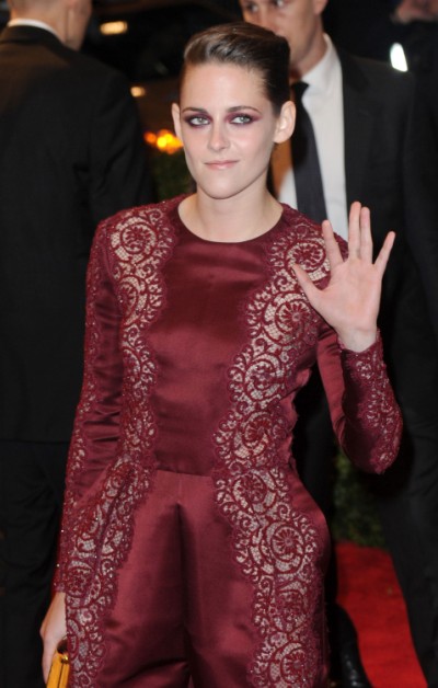 Kristen Stewart, Tom Cruise 'Least Trusted Stars' In Hollywood - Do You Agree? 0509