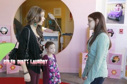 Modern Family Recap: Season 3 Episode 16 'Guns and Dolls' 2/22/12