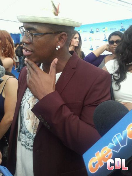 CDL Exclusive: 2012 Do Something! Award's Blue Carpet Photos & Tweets