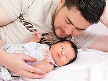 The pregnant man wants to be a surrogate! The pregnant man wants to be a surrogate!