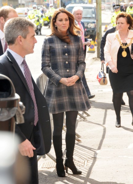 Kate Middleton Fears Royals Working Her Too Hard, Putting Baby At Risk ...