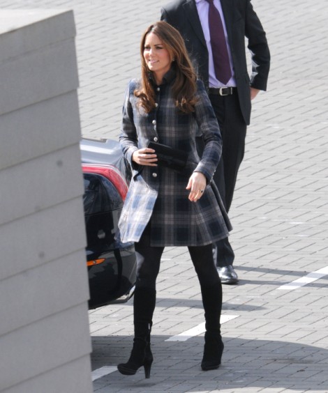 Kate Middleton And Prince William Already Planning Baby No. 2! (Video) 0404