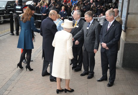Queen Elizabeth Forcing Kate Middleton To Work More - Pushy Or Practical? (Photos) 0320