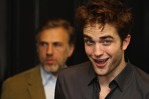 Robert Pattinson Caught With Another Man - Is He Bisexual? (Photos)