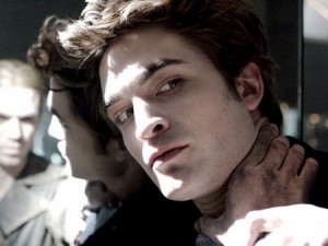 Robert-Pattinson-Fan-Charity-Buzz-Auction