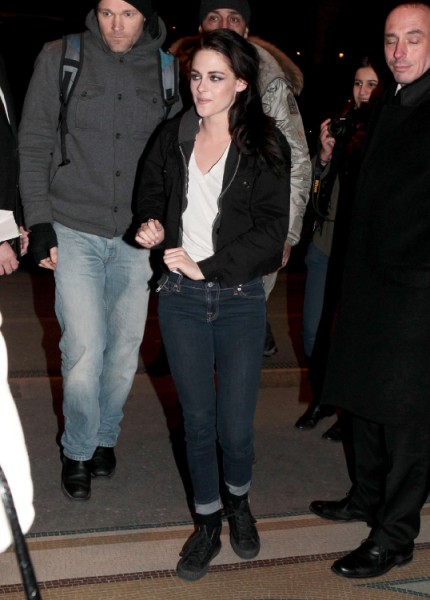 Kristen Stewart Answers Back After Robert Pattinson Split (PHOTO) 0524