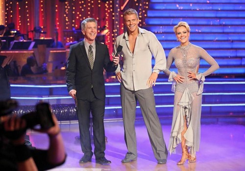 Sean Lowe Eliminated - Bachelor and Peta Murgatroyd Voted Off Dancing With The Stars