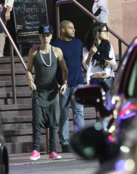 Justin Bieber Throws Another Tantrum On Tour - Is Selena Gomez Reunion Not Working? 0425
