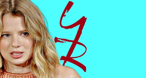 The Young and the Restless Spoilers: Summer Spies Kyle Kissing Claire – First Lip Lock Has a Furious Audience?
